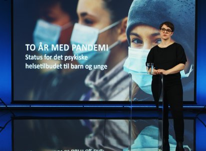 Linn Merethe Bæra, leder for brukererfaring, presenterer statusrapporten